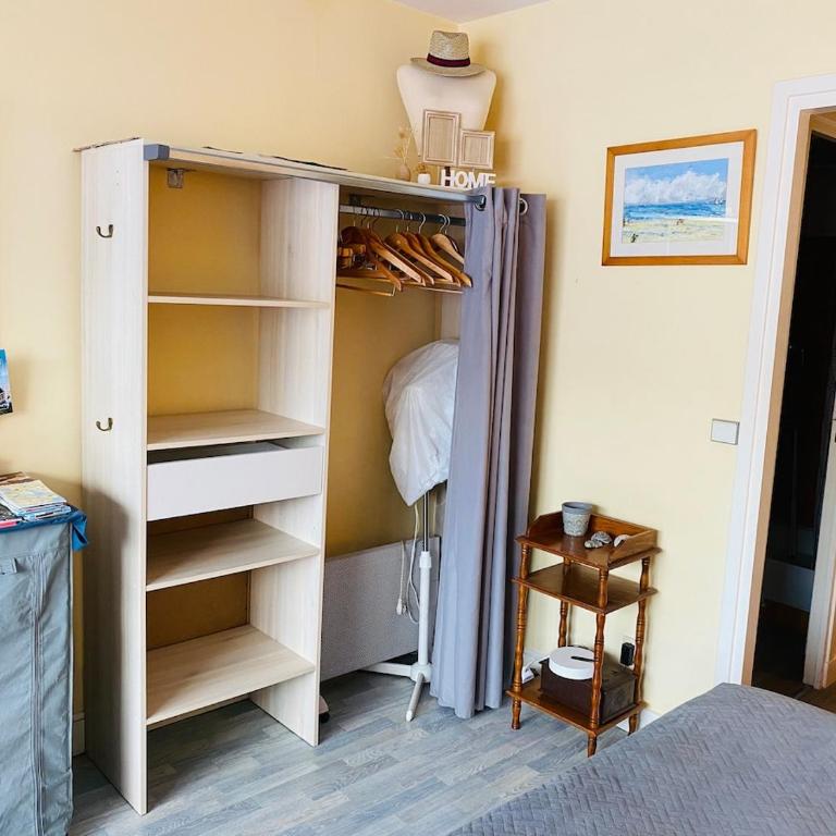 Studio cosy, vrai lit 140, wifi, centre Trouville-sur-Mer, proche Deauville et gare à moins de 5 minutes à pied - Studio - 32