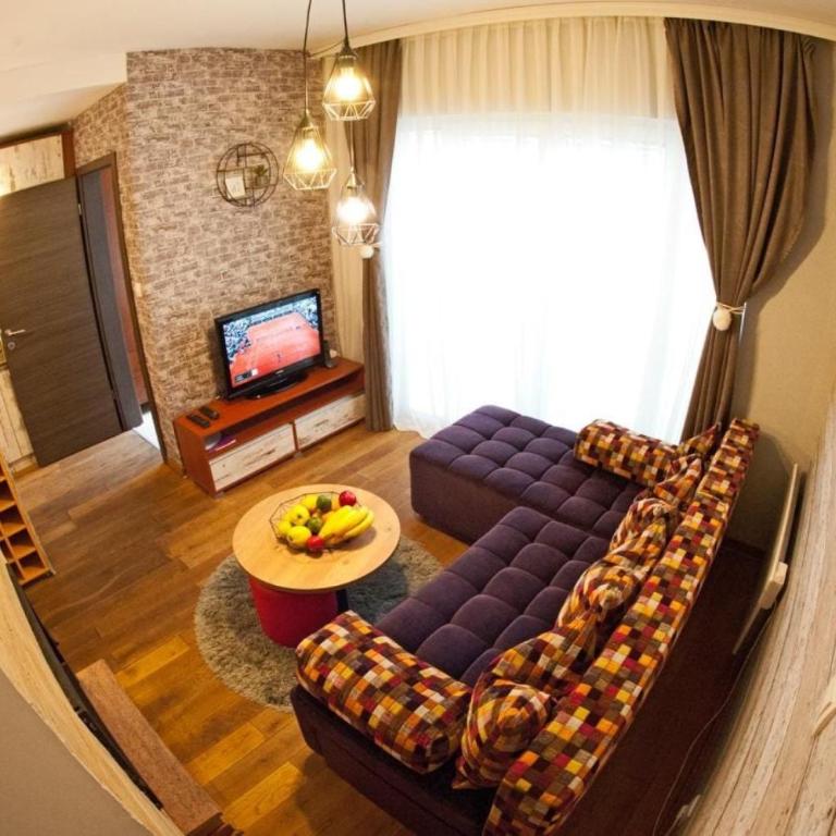 Wolf Apartments Kopaonik - Two-Bedroom Deluxe Apartment - 8