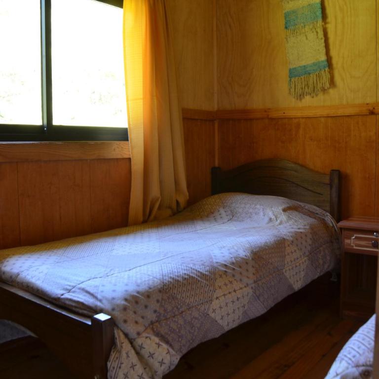 Cabañas y tinajas Rukaleufu - Three-Bedroom Vacation Home - 9
