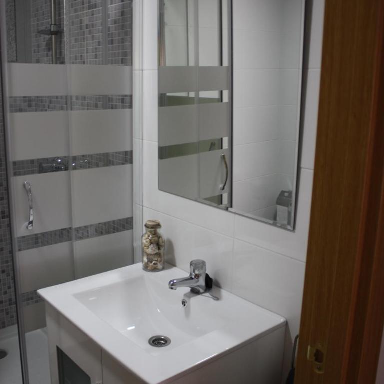 Apartamento moderno cerca del centro - Apartment - 9