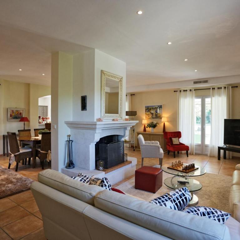 Auberge De Saint-Rémy - Mas De Garance - Table Gastronomique Doublement Étoilé - Villa avec Piscine Privée - 7