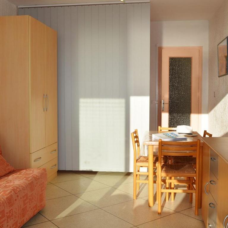 LV280-C303 Appartement Studio 4 couchages LE LAVANDOU - Appartamento Monolocale - 5
