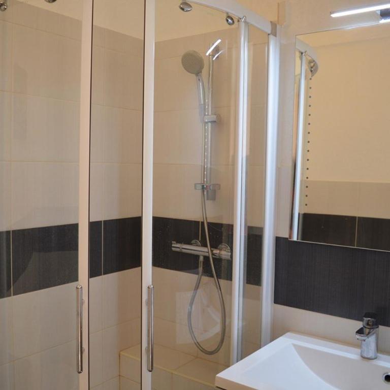 LV280-C303 Appartement Studio 4 couchages LE LAVANDOU - Appartamento Monolocale - 9