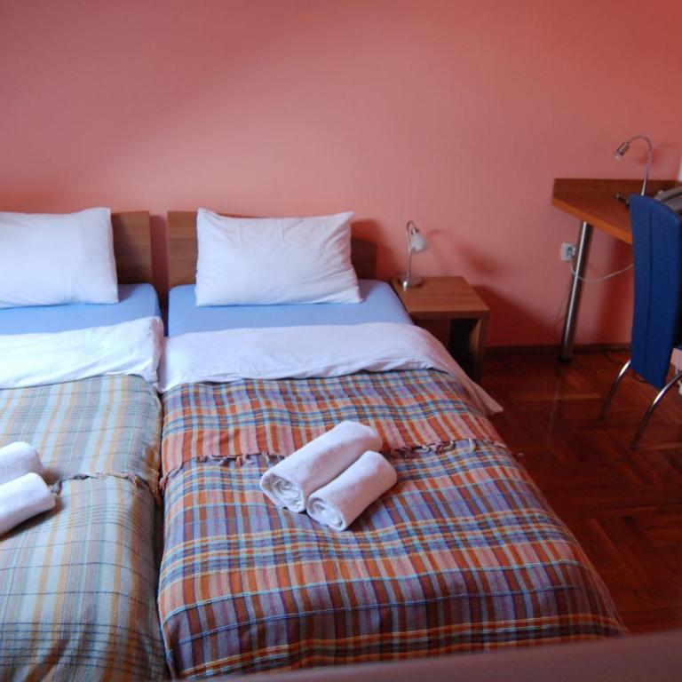 Car Royal Apartments and Rooms - Dvokrevetna Soba sa Bračnim Krevetom - 11