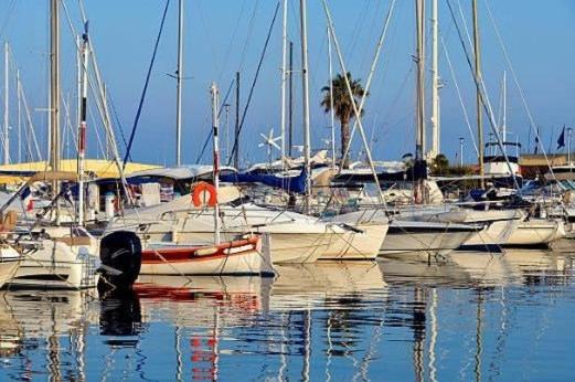 LV280-G025 Appartement Studio 2 couchages LE LAVANDOU - Monolocale con Vista Mare - 16