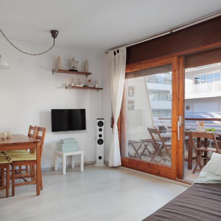 LETS HOLIDAYS Beach Apartment in Tossa - Apartamento - 6