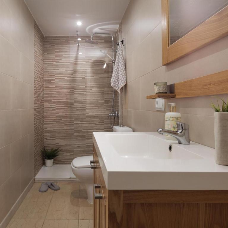 LETS HOLIDAYS Beach Apartment in Tossa - Apartamento - 19