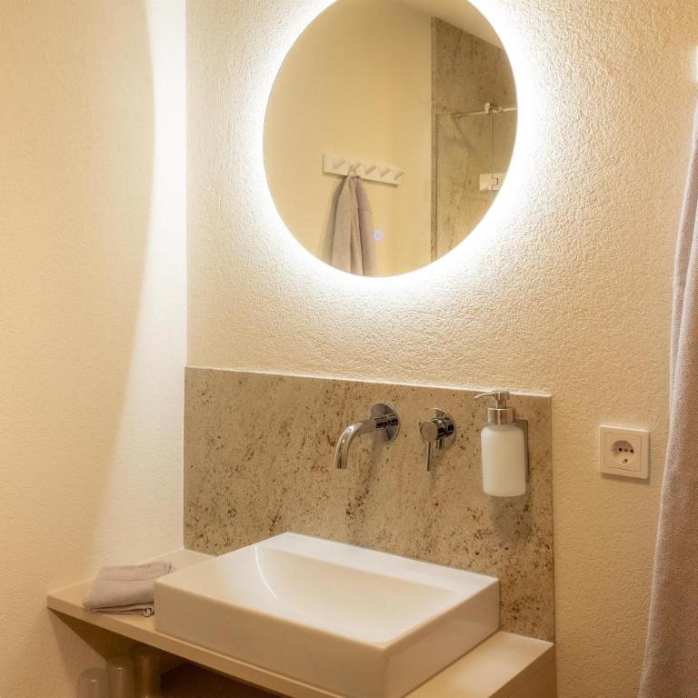 Karwendelnest - Apartment mit Bad - 7