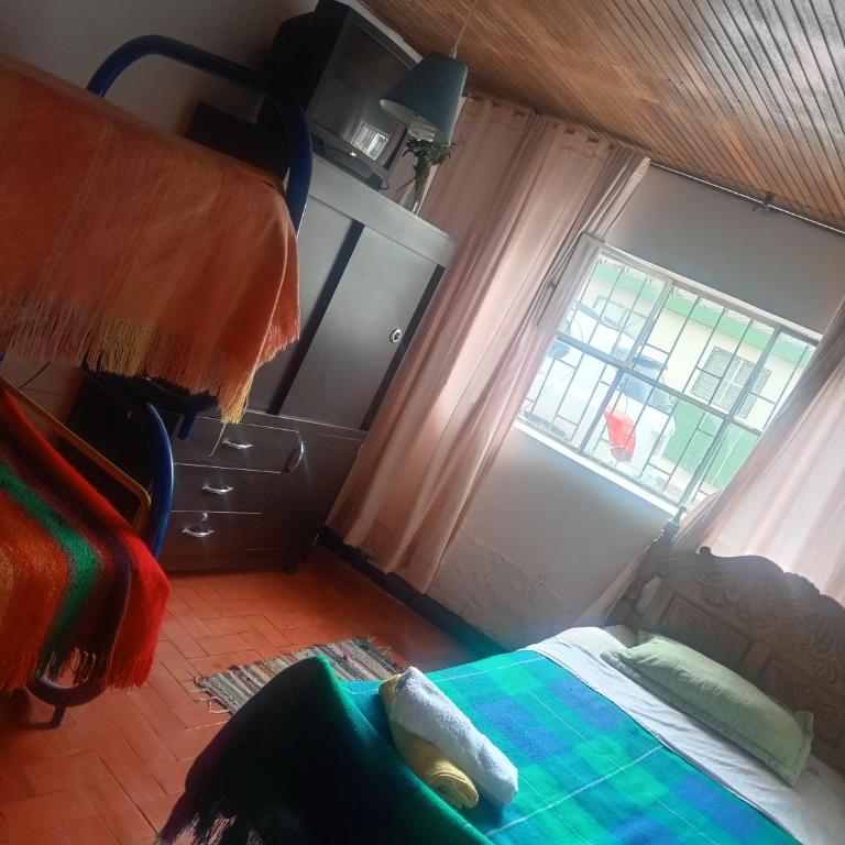 Hostal antaño - Economy Triple Room with Shared Bathroom - 1