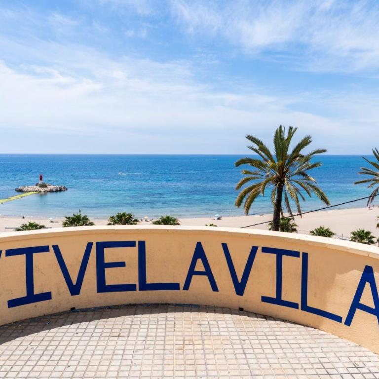 Refugio Naranja - Three-Bedroom Apartment - 20