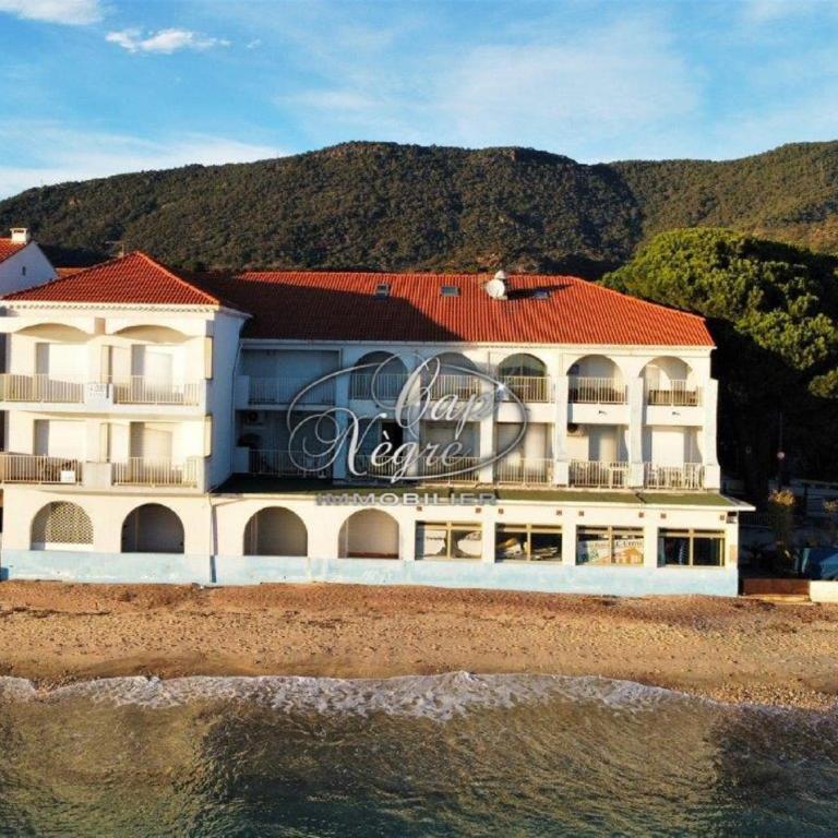Studio vue mer pieds dans l'eau plage de Cavalière - Monolocale con Vista Mare - 1