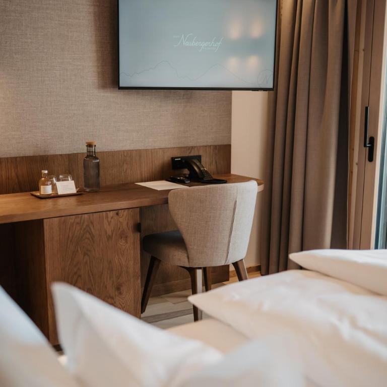Hotel Neubergerhof - Deluxe Doppelzimmer - 8