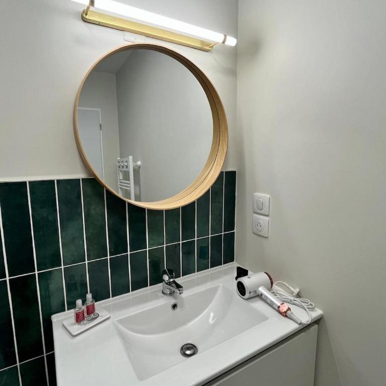 Appartition au cœur de Reims - Apartamento de 1 dormitorio con balcón - 8