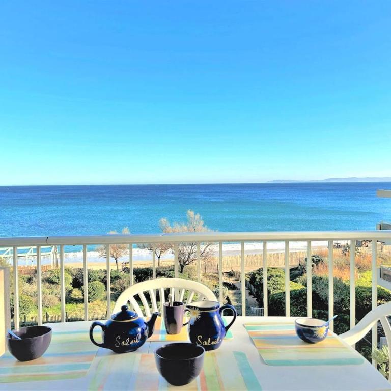 LV280-F302 Studio 2 couchages LE LAVANDOU - Studio with Sea View - 1