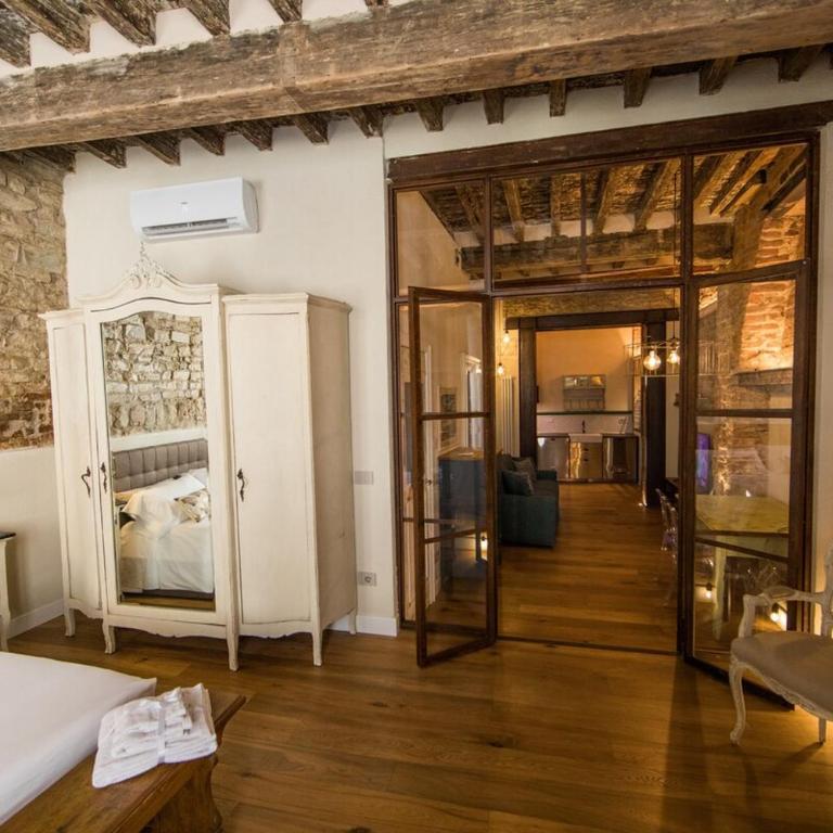 Irene's Home San Niccolò Boutique Design Apartment - One-Bedroom Apartment - 3
