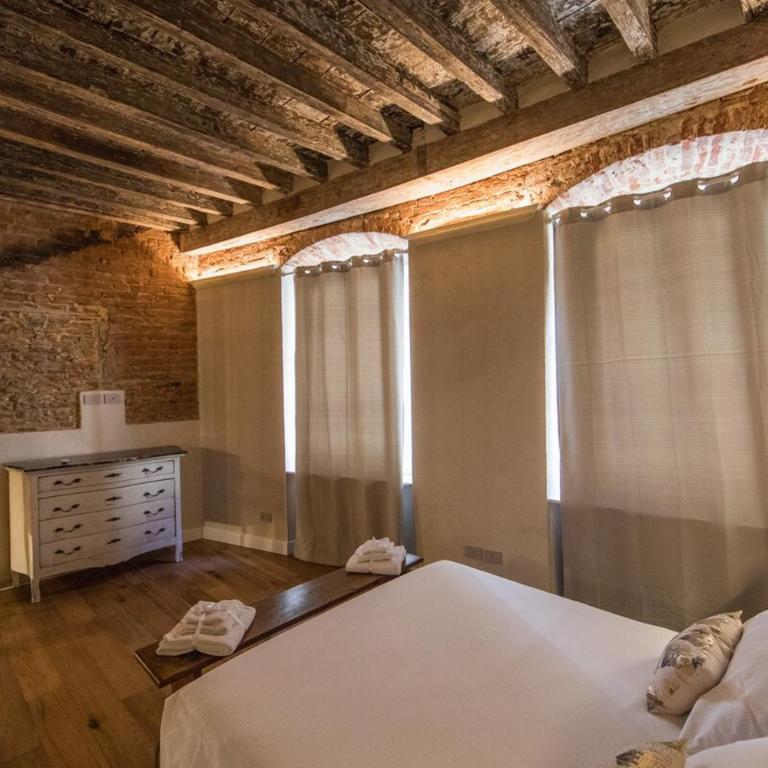 Irene's Home San Niccolò Boutique Design Apartment - One-Bedroom Apartment - 6