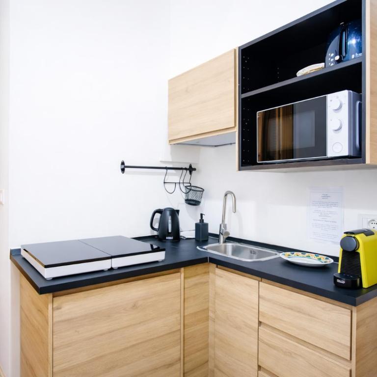 Elegantis Trastevere Comfortable Apartment in the Heart of Historic City - Appartamento con 2 Camere da Letto e con Vista - 7