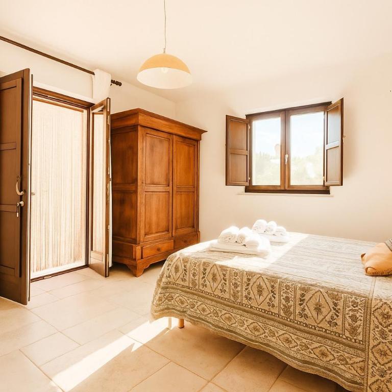 TD Truly Trulli Gentle Breezes Across Olive Valley - Casa Vacanze con 4 Camere da Letto - 10