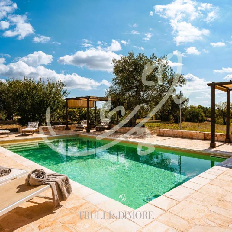 TD Truly Trulli Gentle Breezes Across Olive Valley - Casa Vacanze con 4 Camere da Letto - 1