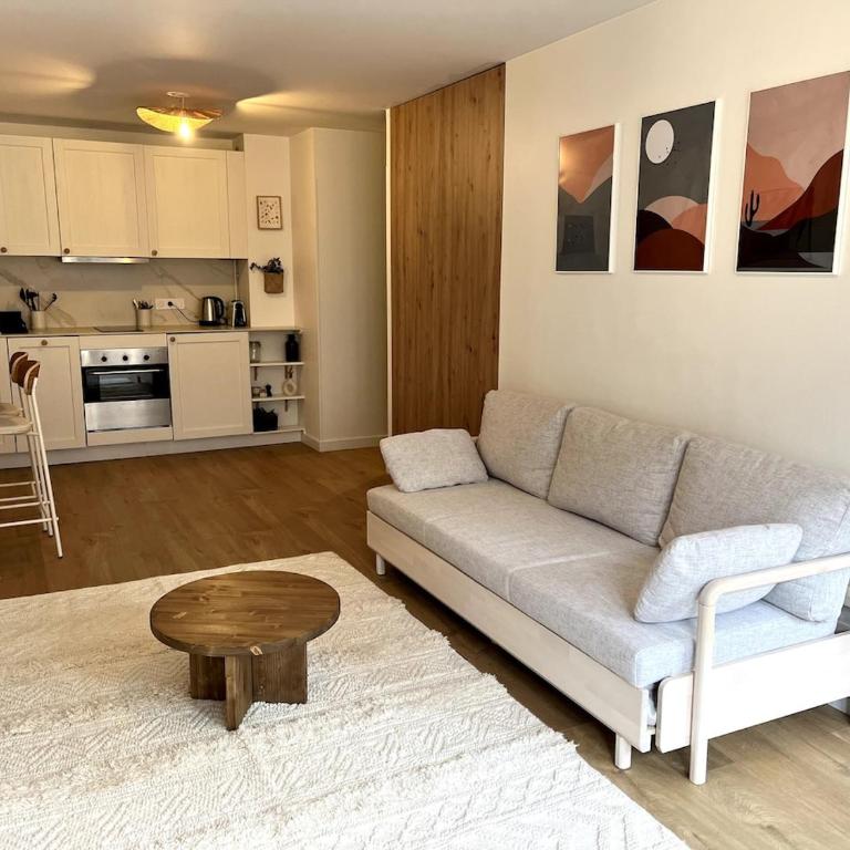 T2 au calme proche Mellinet avec Parking et Balcon - Appartamento con 2 Camere da Letto - 1
