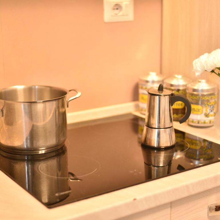 Siracasa - Three-Bedroom House - 6
