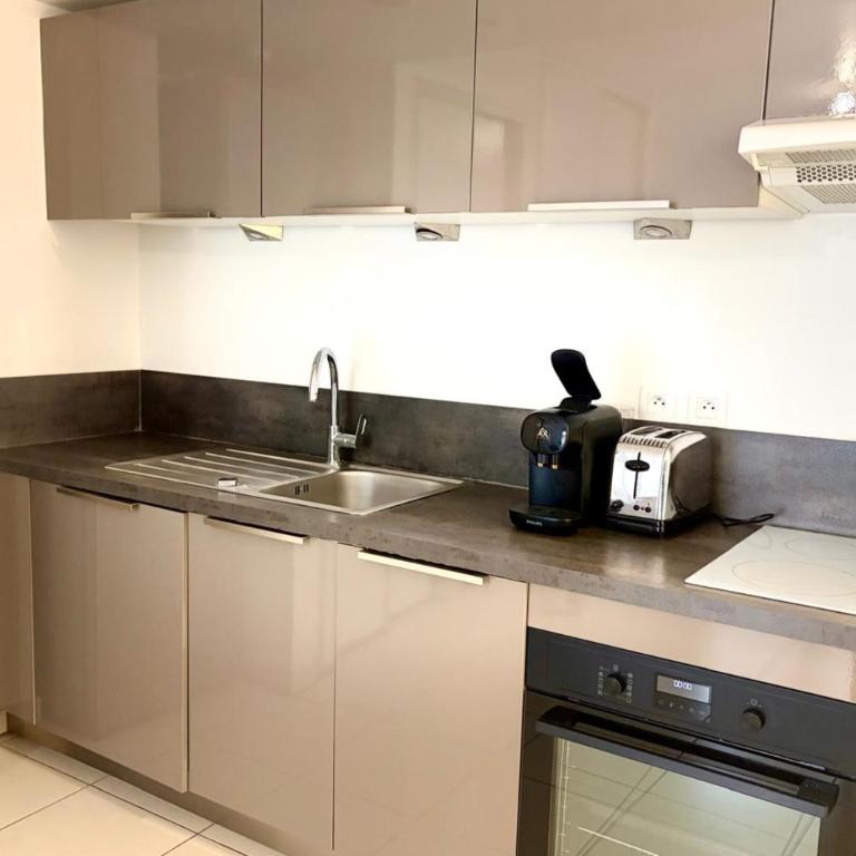 Bel appartement proche plages avec parking - Appartement - 4