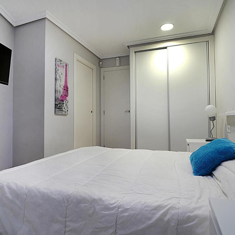 Apartamento en el centro de Vigo con parking - Apartamento de 2 dormitorios - 9