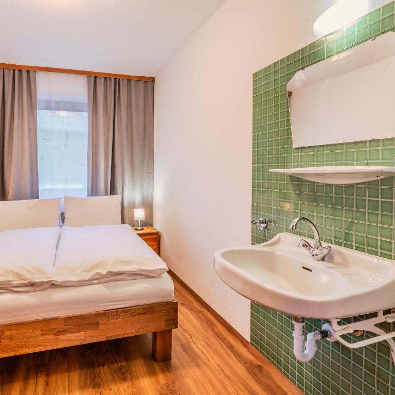 Appartements Hauser - Apartment mit 3 Schlafzimmern und Dusche - 32