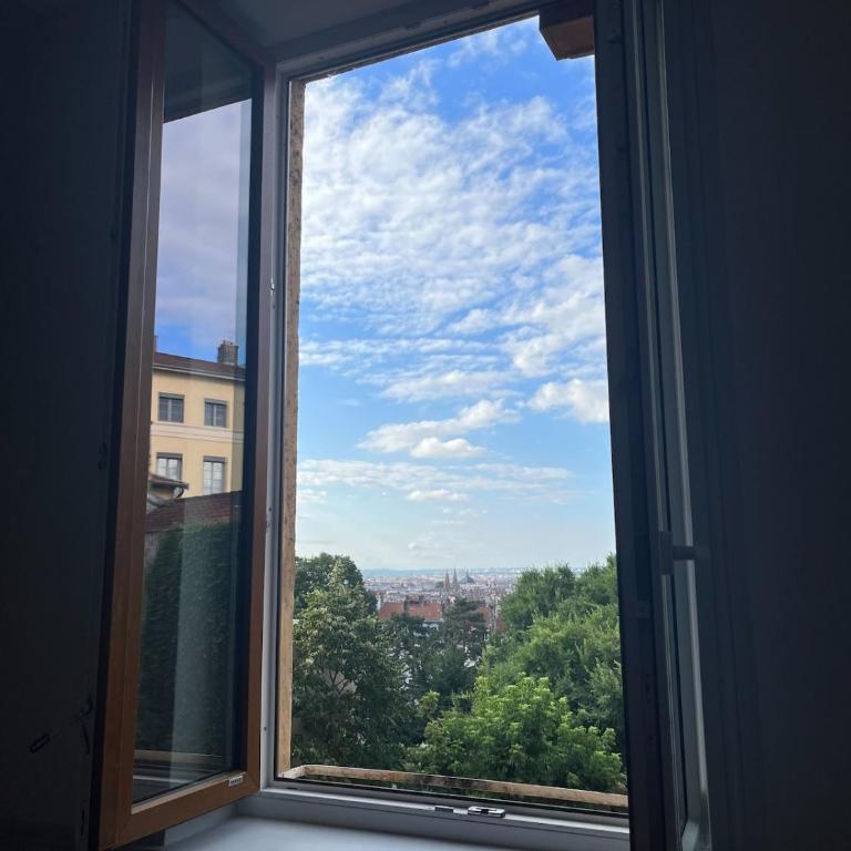 Quiet and sunny charming one-bedroom apartment with views - Apartment mit 1 Schlafzimmer - 10