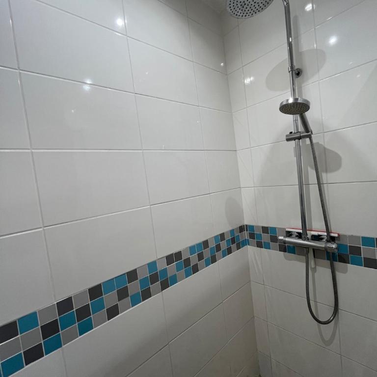 Quiet and sunny charming one-bedroom apartment with views - Apartment mit 1 Schlafzimmer - 8