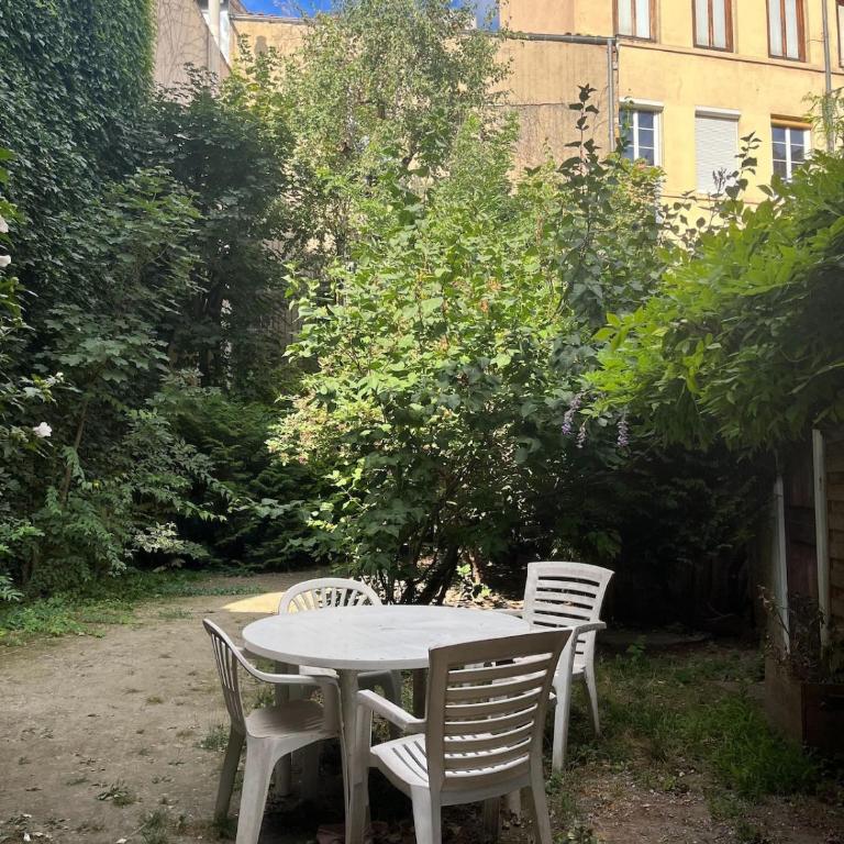 Quiet and sunny charming one-bedroom apartment with views - Apartment mit 1 Schlafzimmer - 13