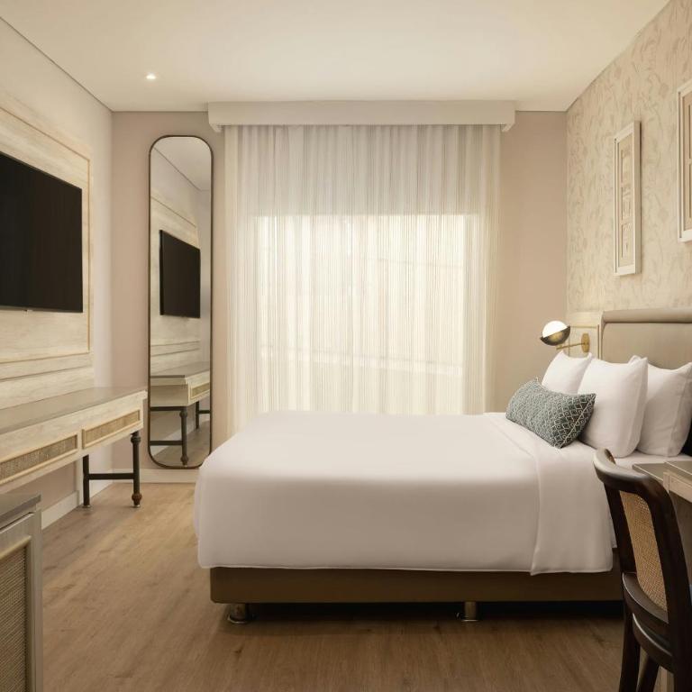 Ermita Cartagena, a Tribute Portfolio Hotel - Deluxe King Room, Guest room, 1 King - 4