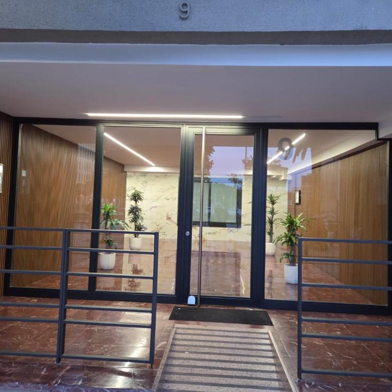 Chic Aparment Barcelona near Plaza España - Two-Bedroom Apartment - 39