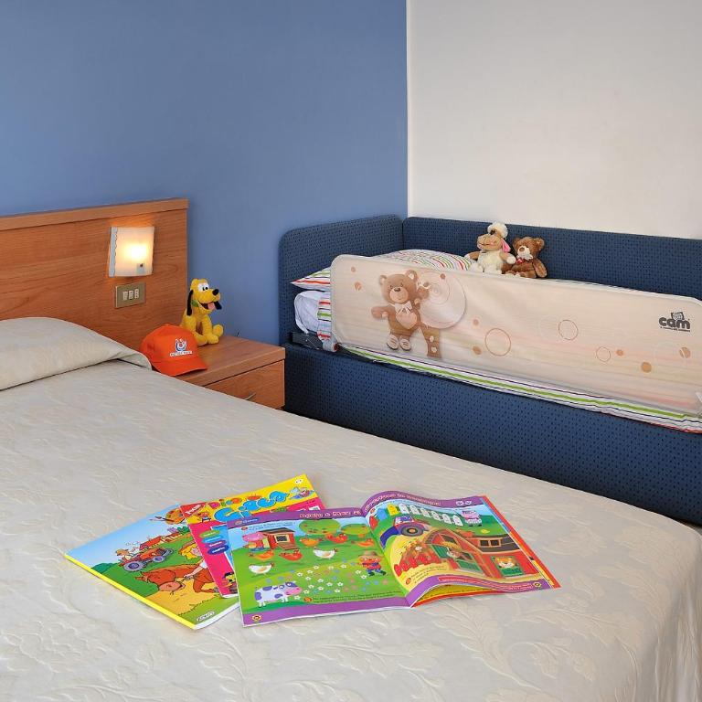 Raffy Family & Bike Hotel - Camera Tripla - 1