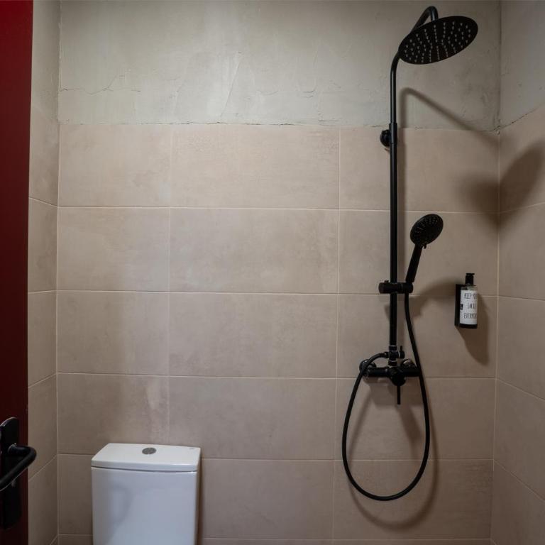 Malacuna Barcelona - Twin Room with Private Bathroom - 4