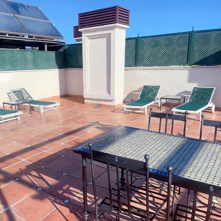 Apartamentos Guadalpin Boutique - Apartamento de 3 dormitorios con jacuzzi y vistas al mar y a la piscina - Ático - 5