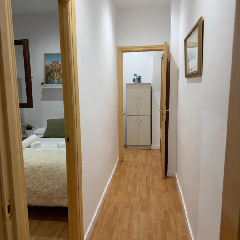 Alhambras Gate by Andalusian Nights - Two-Bedroom Apartment with Balcony and Terrace - 23