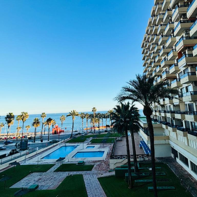 AlquilaEasy Aloha Playa - Studio Apartment with Sea View - 25