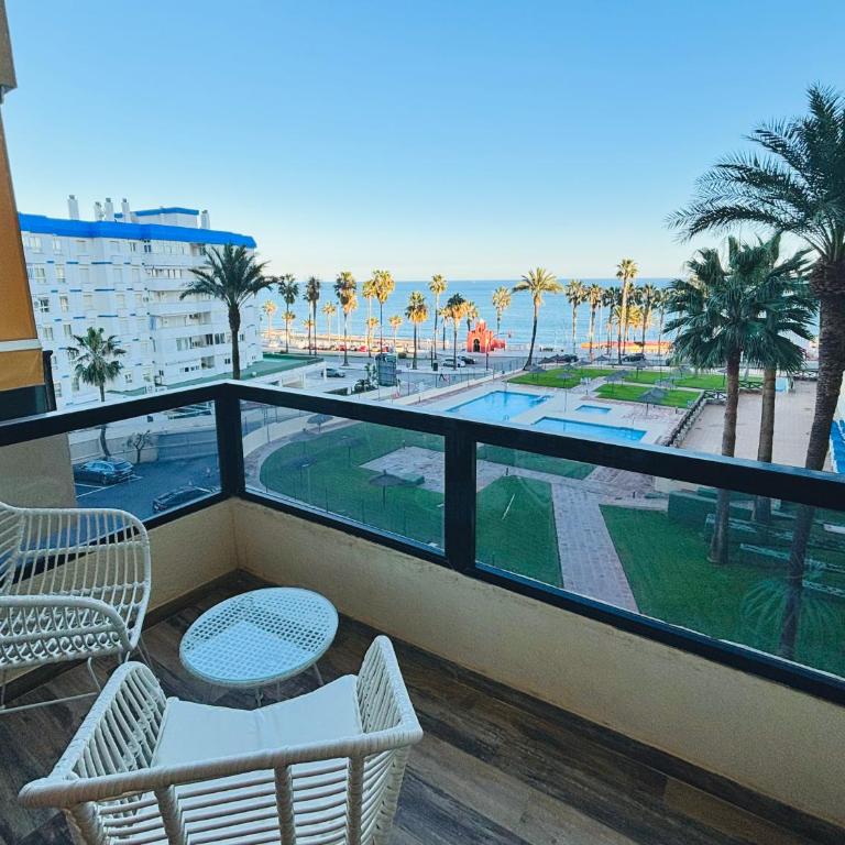 AlquilaEasy Aloha Playa - Studio Apartment with Sea View - 29