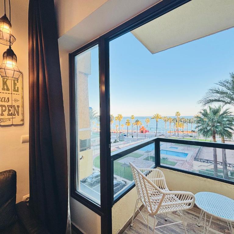 AlquilaEasy Aloha Playa - Studio Apartment with Sea View - 39