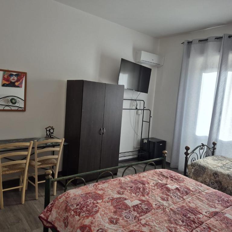 Big Home Alghero - Camera Quadrupla con Bagno Privato Esterno - 4