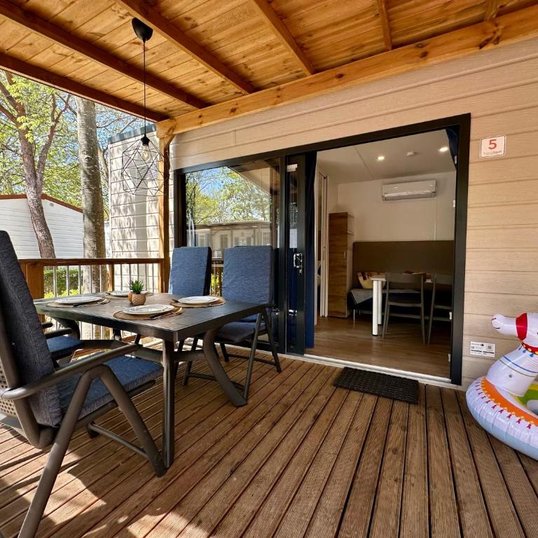 Estivo Premium Plus mobile homes on Camping Bella Italia - Casa Mobile - 9