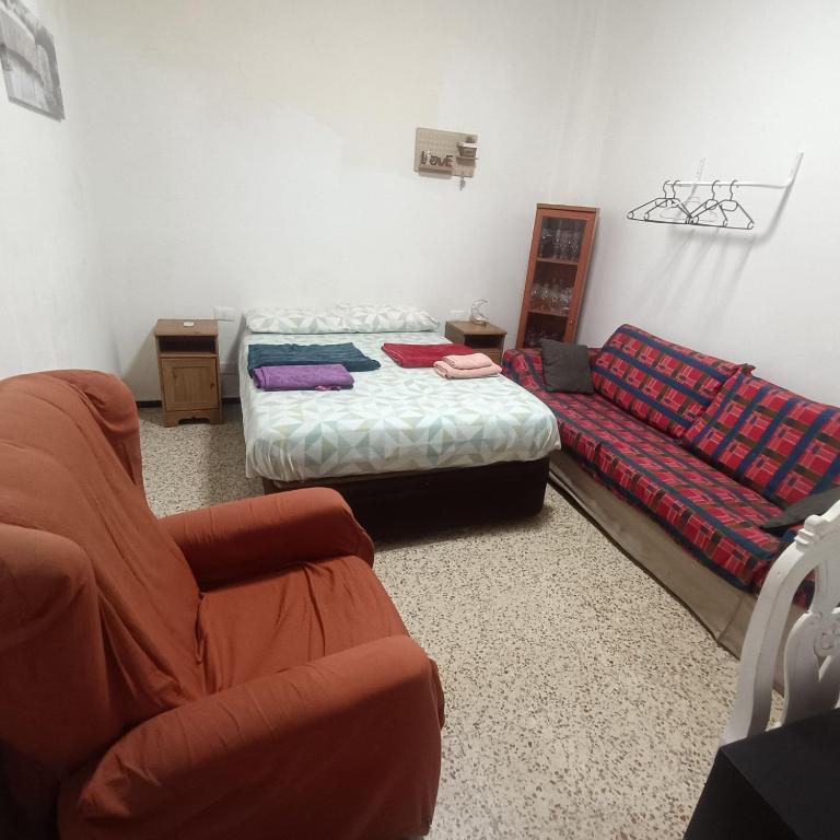 Double room in La Isleta, 100 meters from Las Canteras beach - Habitación Doble - 1 o 2 camas - 21