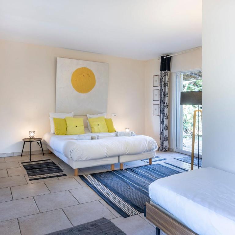 Entre mer et Esterel - Piscine, vue 6 suites - Villa Deluxe - 48