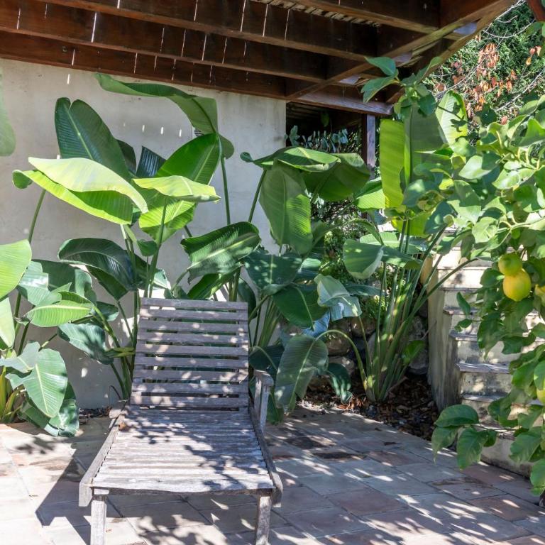 Entre mer et Esterel - Piscine, vue 6 suites - Villa Deluxe - 69