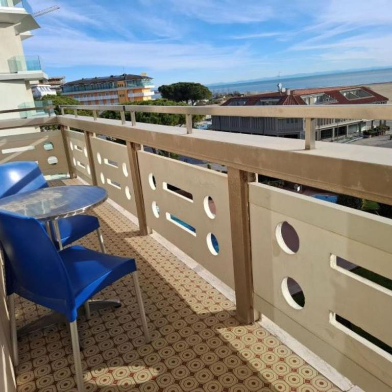 Flat with sea view balcony in Caorle - Appartamento - 1