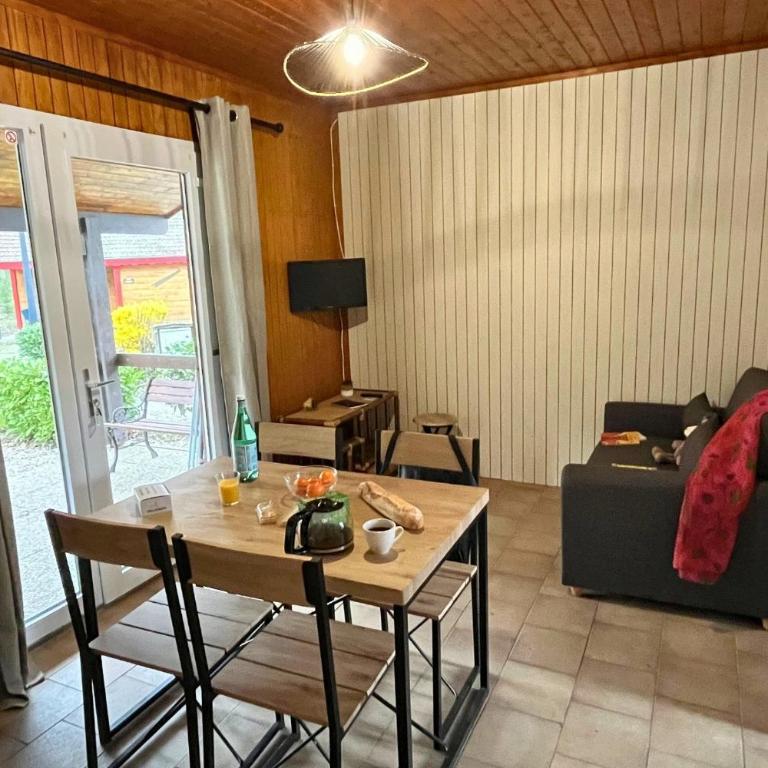 Camping le Relais du Léman - Cosy Chalet (4 persons) - 4