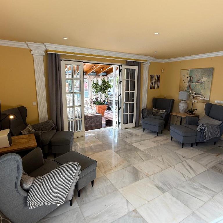 Casa Karin - Luxury Villa central Benalmadena with spectacular view! - Casa de 3 dormitorios - 9
