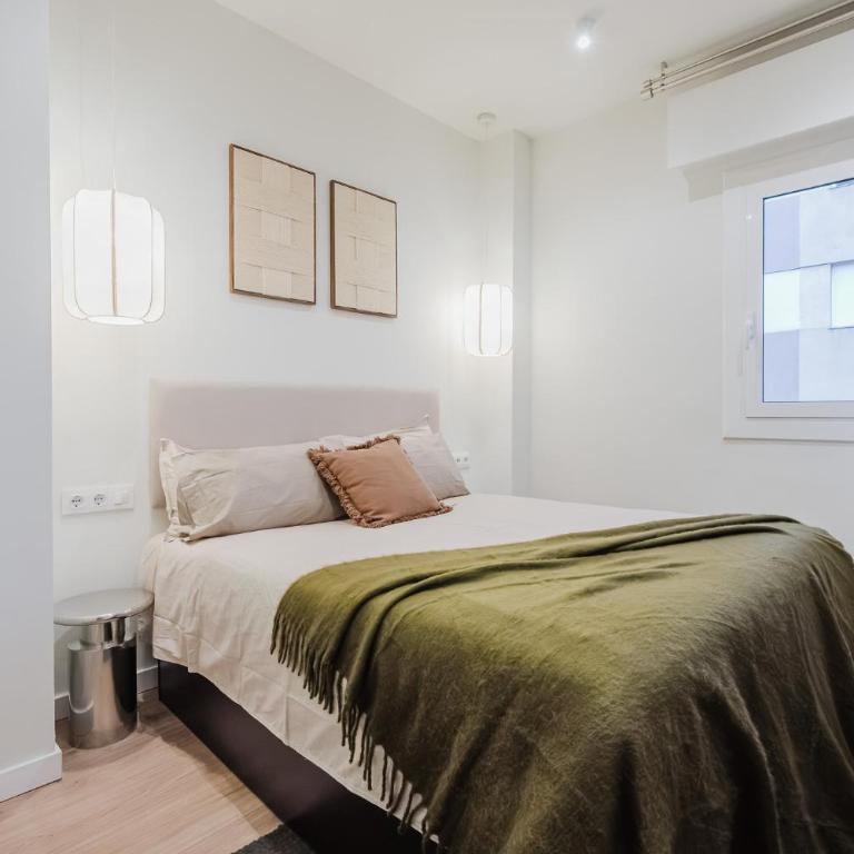 Barcelona Stadium Luxury Apartment - Apartment - 27