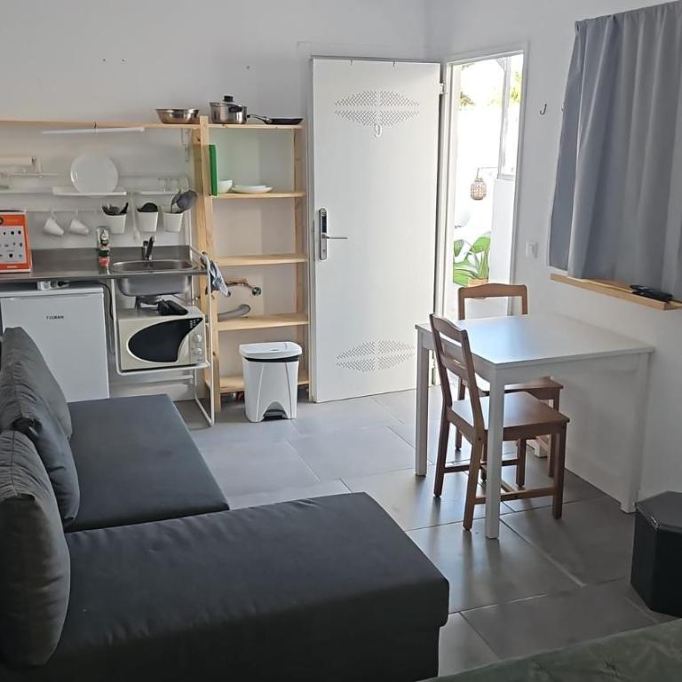 Coliving Mol-Terrace, En-Suite Bathroom, Fridge & TV - Suite con cama grande - 4